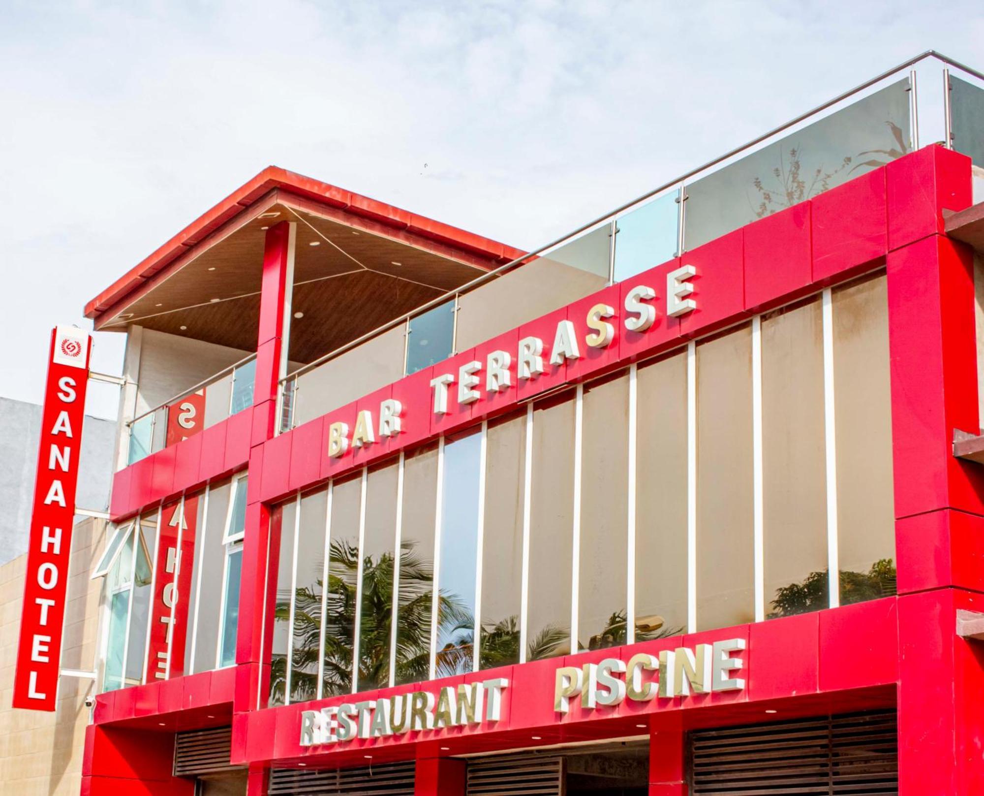 Sana Hotel Abidjan Exterior photo