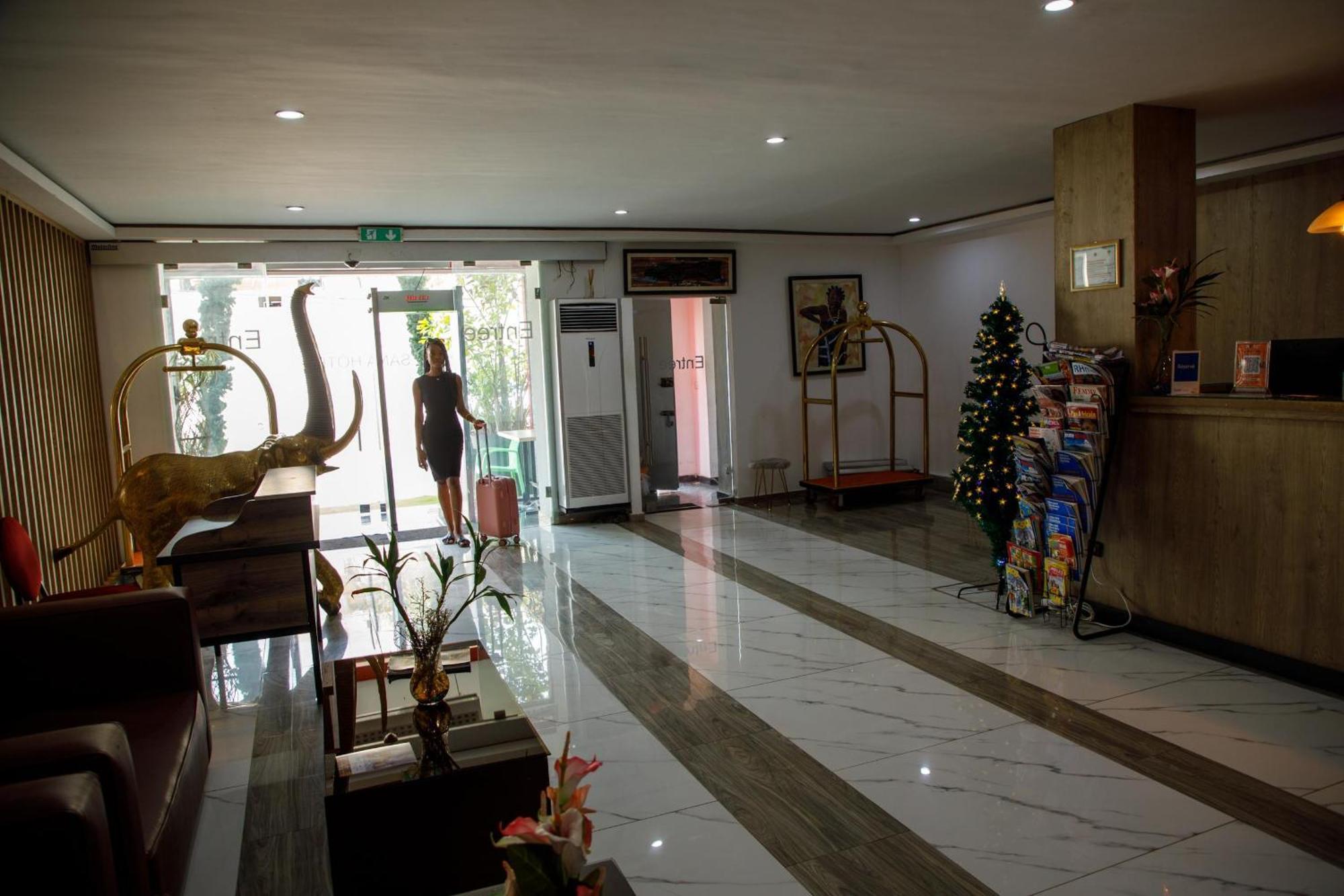 Sana Hotel Abidjan Exterior photo